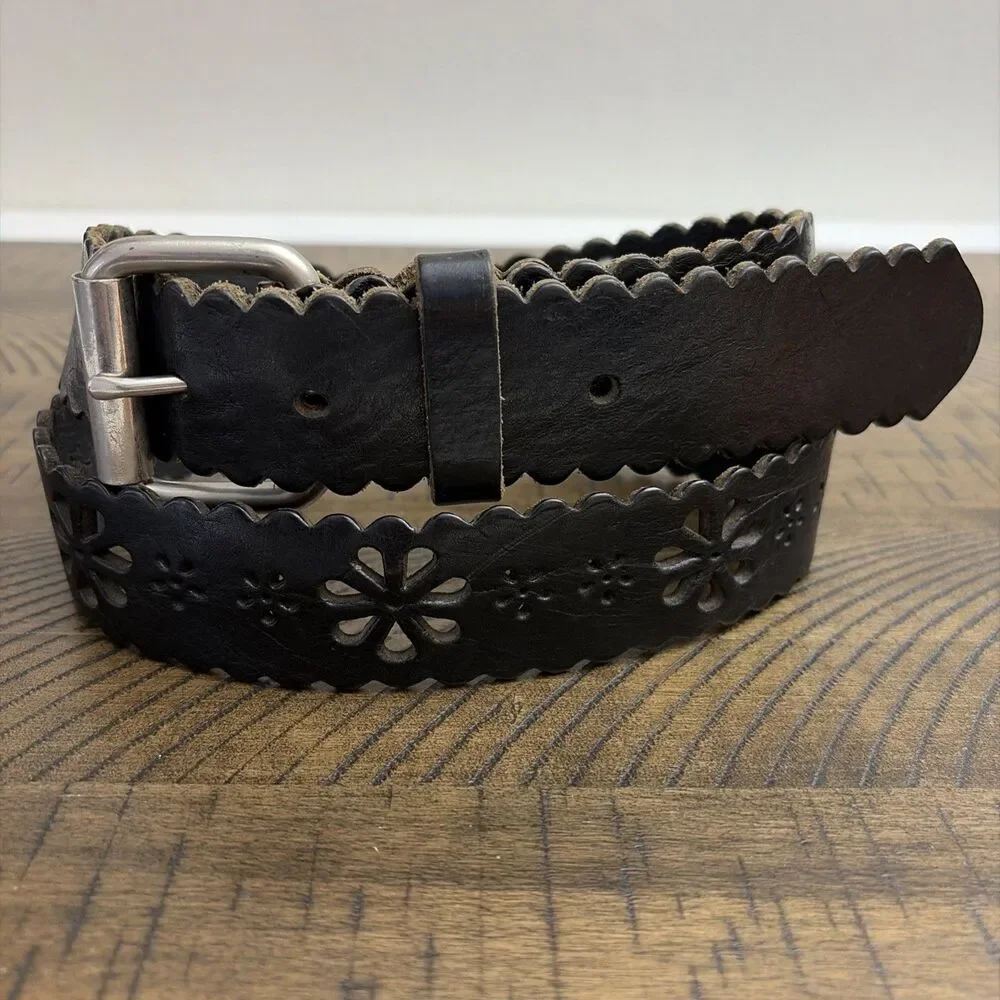 Black Genuine Leather Belt Scalloped Edge Perforated Flower Cut Women Size L